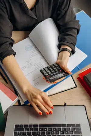 CONTABILITATE BUGETARA SI FISCALITATE. INCHIDEREA TRIMESTRULUI IV. FOREXEBUG, SPV, PatrimVen, Ro-eFactura.INTOCMIREA SITUATIILOR FIANCIARE ANUALE